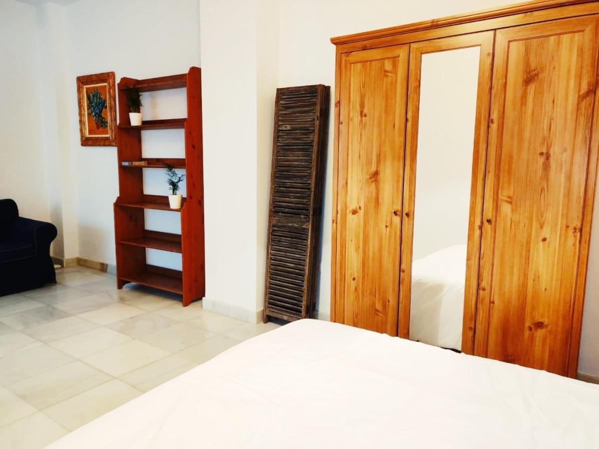 Estudio Morgado.Tranquilidad. Calle Amor De Dios! Sevilla Eksteriør billede