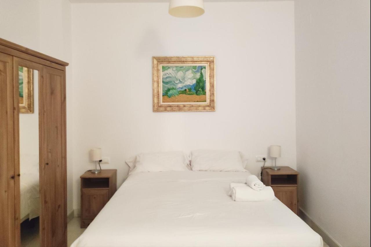 Estudio Morgado.Tranquilidad. Calle Amor De Dios! Sevilla Eksteriør billede